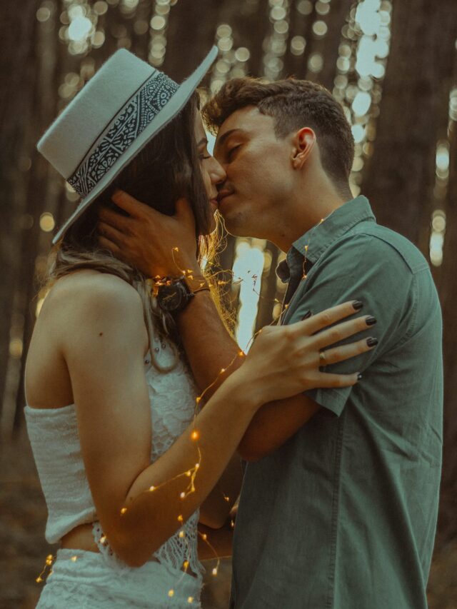 love shayari in hindi